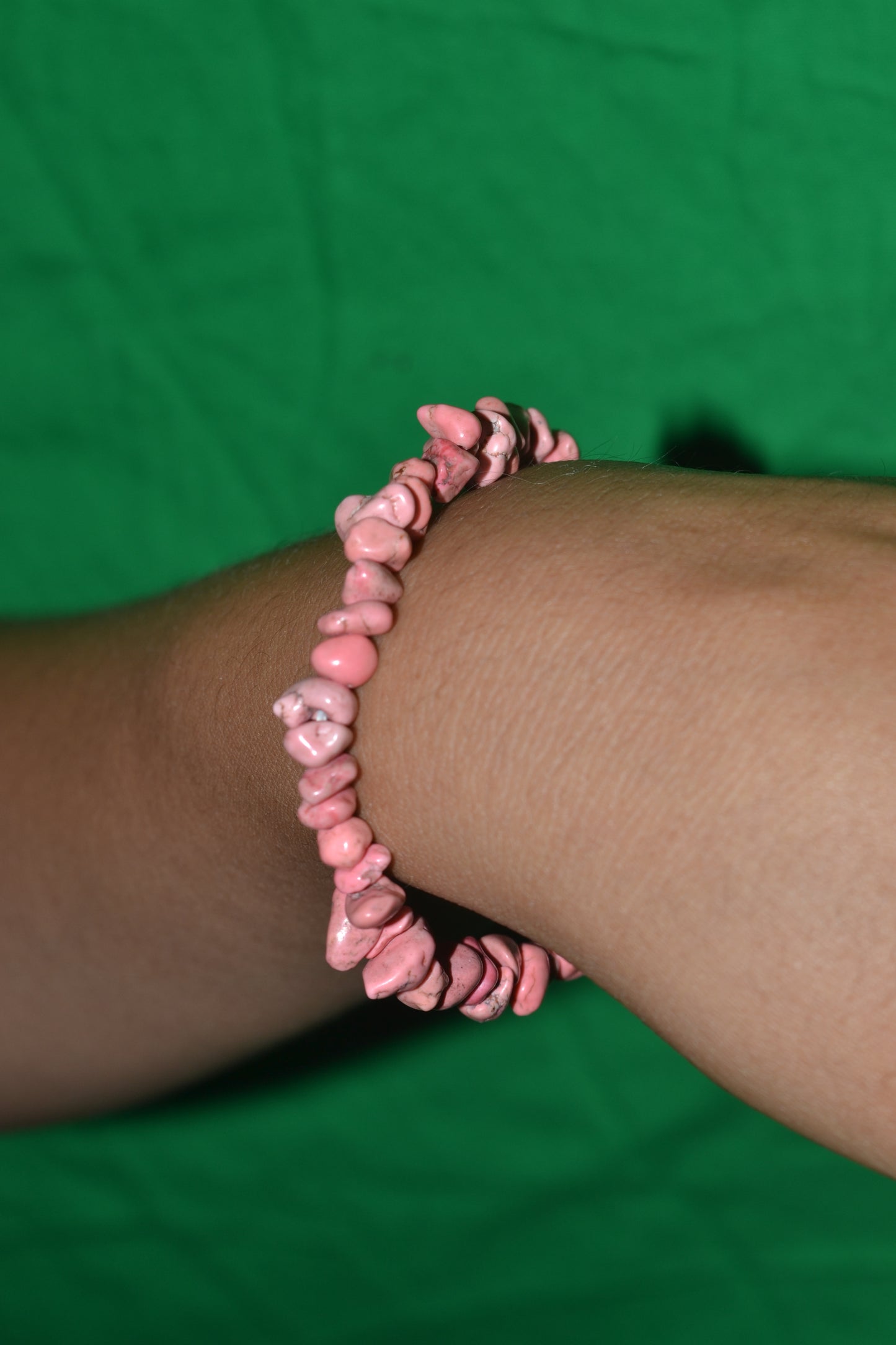 Pink Howlite Chip Bead Bracelet – For Emotional Recovery & Gentle Healing