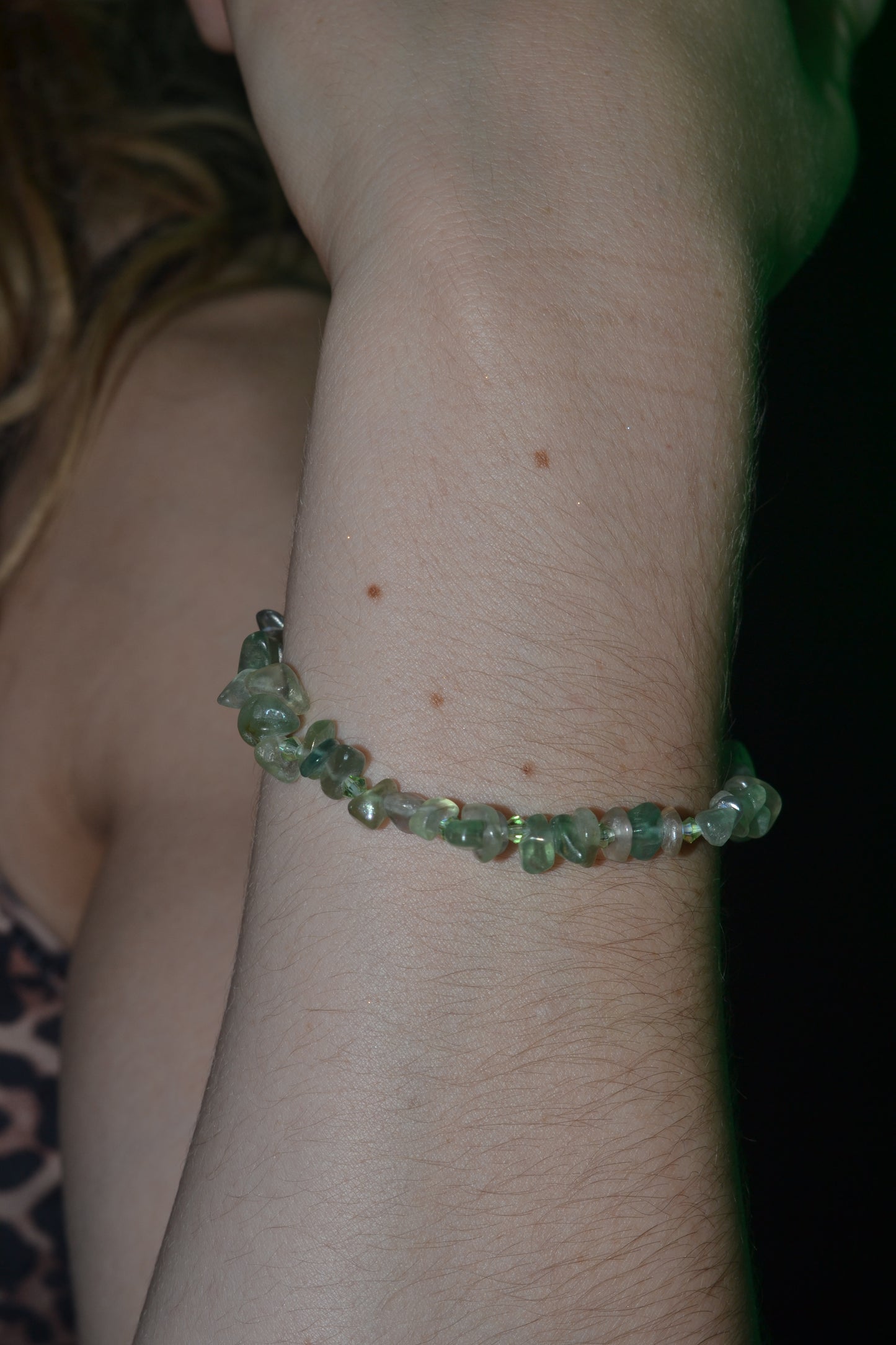 Aura Fluorite Bracelet – Vibrant Energy & Healing
