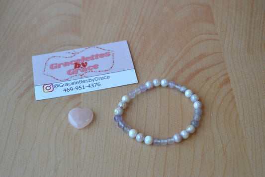 Mother of Pearl & Light Amethyst Bracelet – Grace, Calm & Inner Light