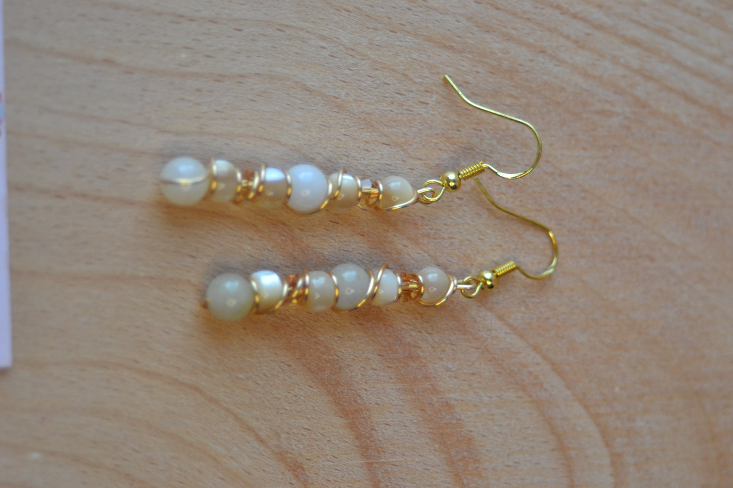 🌞 Citrine & Mother of Pearl Gracelettes Set – “Sunlit Serenity”