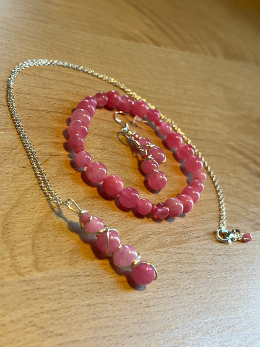 Pink Jade Jewelry Set