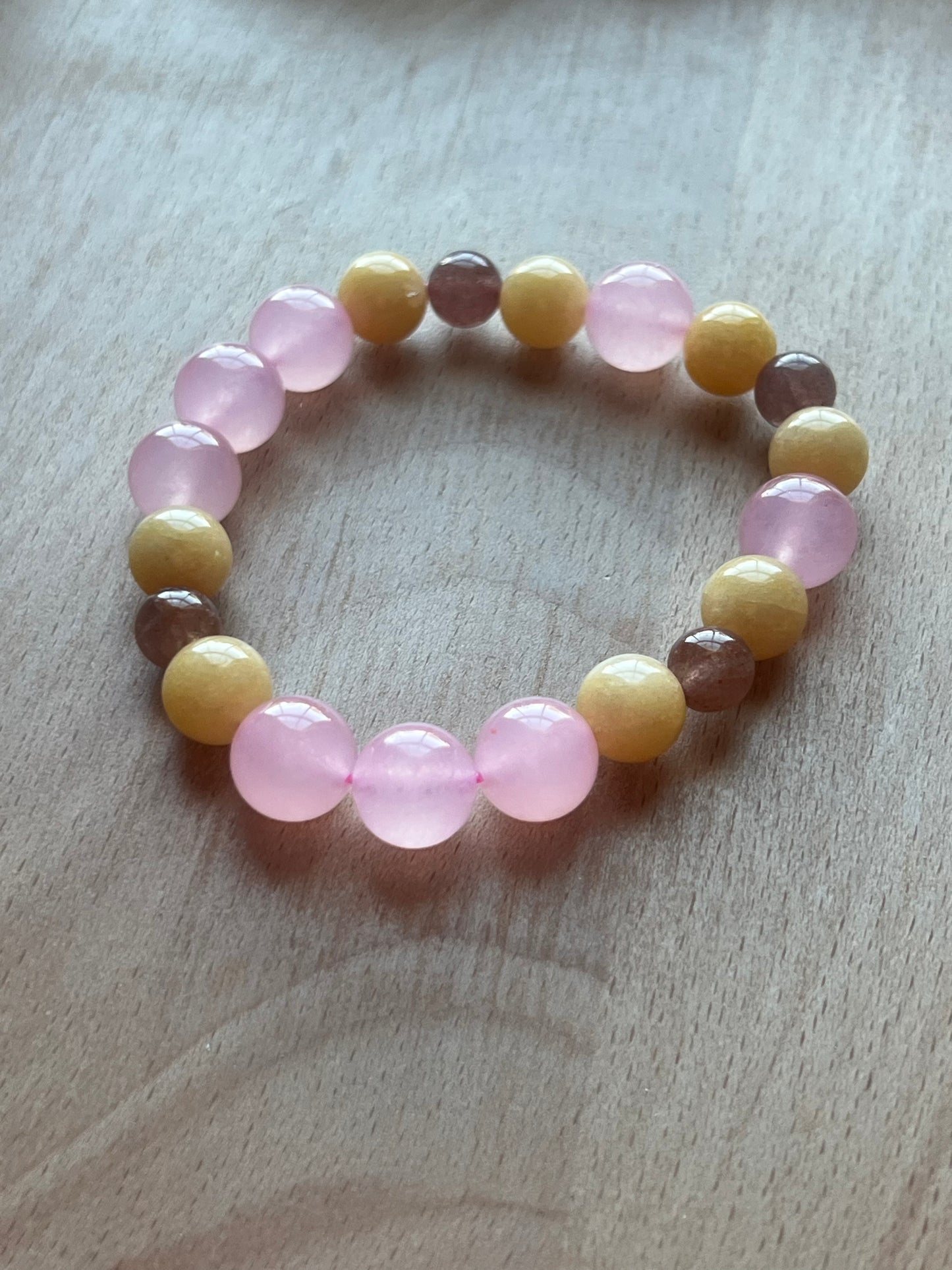 🧁 Cupcake Bracelet – FNaF Inspired | Rose Quartz, Strawberry Quartz & Yellow Calcite