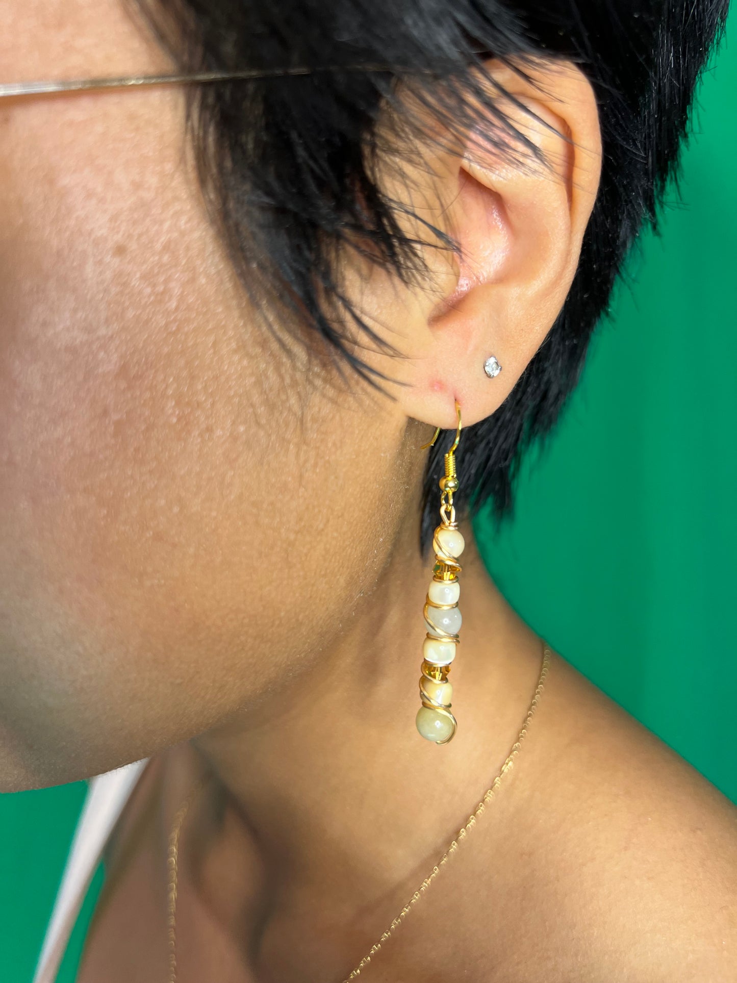 🌞 Citrine & Mother of Pearl Gracelettes Set – “Sunlit Serenity”