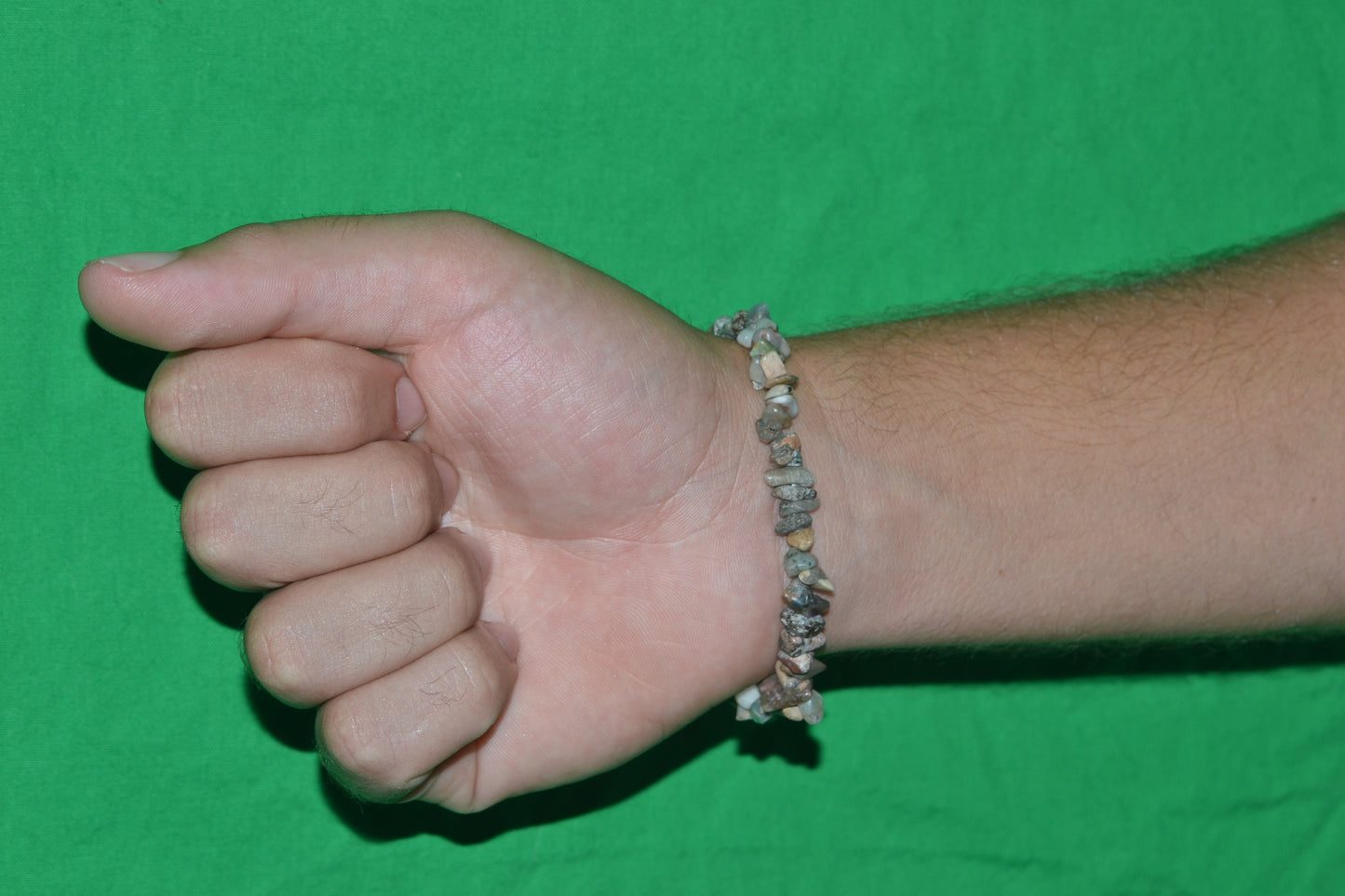 Subtle Rainbow Jasper Chip Bracelet – Grounding with Grey Jasper & Rainbow Center