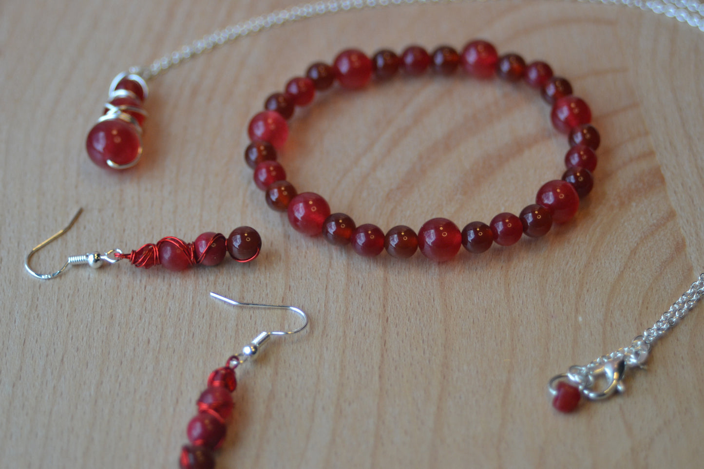🔥 Sacred Spark – Cherry Quartz & Carnelian Jewelry Set