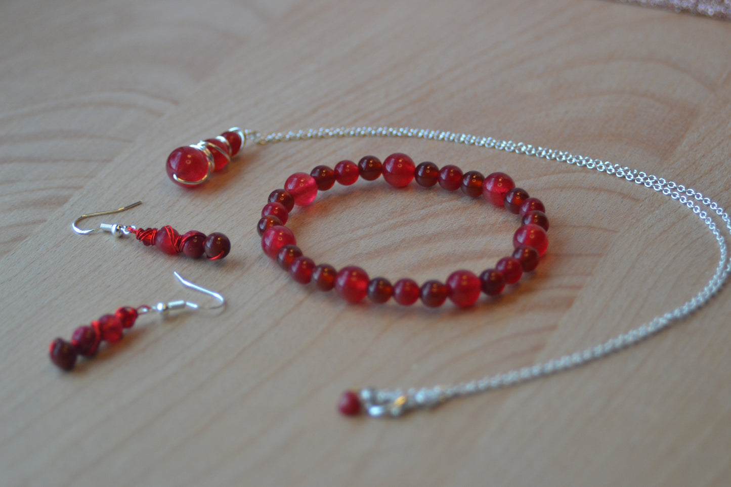 🔥 Sacred Spark – Cherry Quartz & Carnelian Jewelry Set