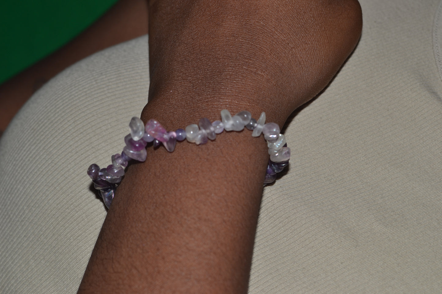 Purple Aura Fluorite & Amethyst Chip Bracelet – Clarity, Protection & Intuition