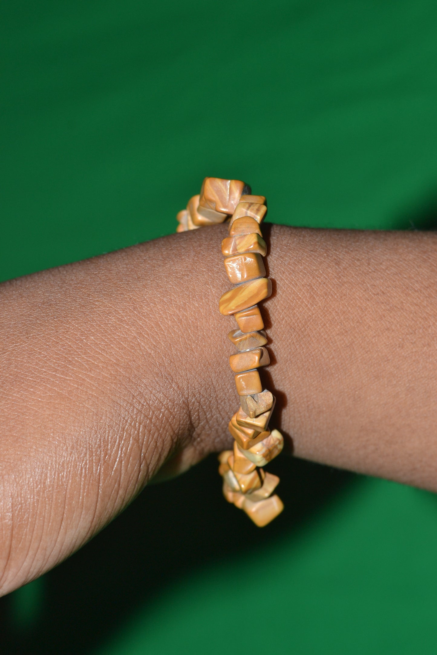 Wooden Jasper Chip Bead Bracelet – Grounding, Earth Energy & Inner Stability