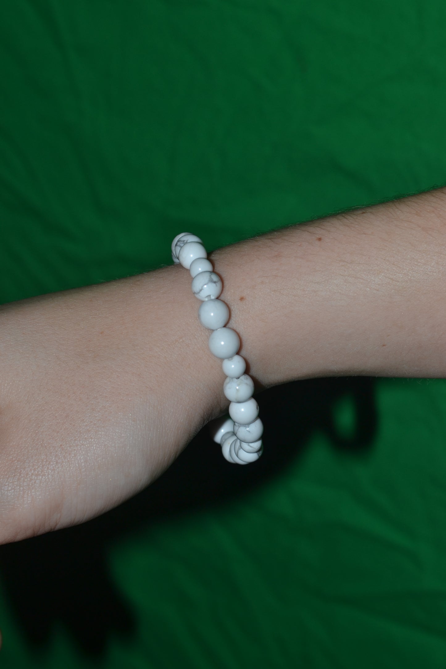 Howlite Bracelet & Earrings Set - Simple Elegance