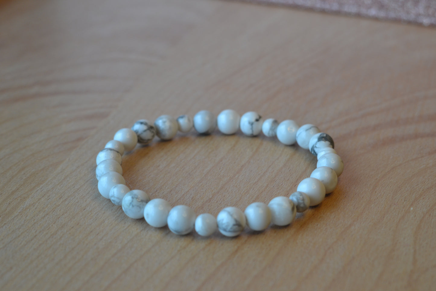 Howlite Bracelet & Earrings Set - Simple Elegance