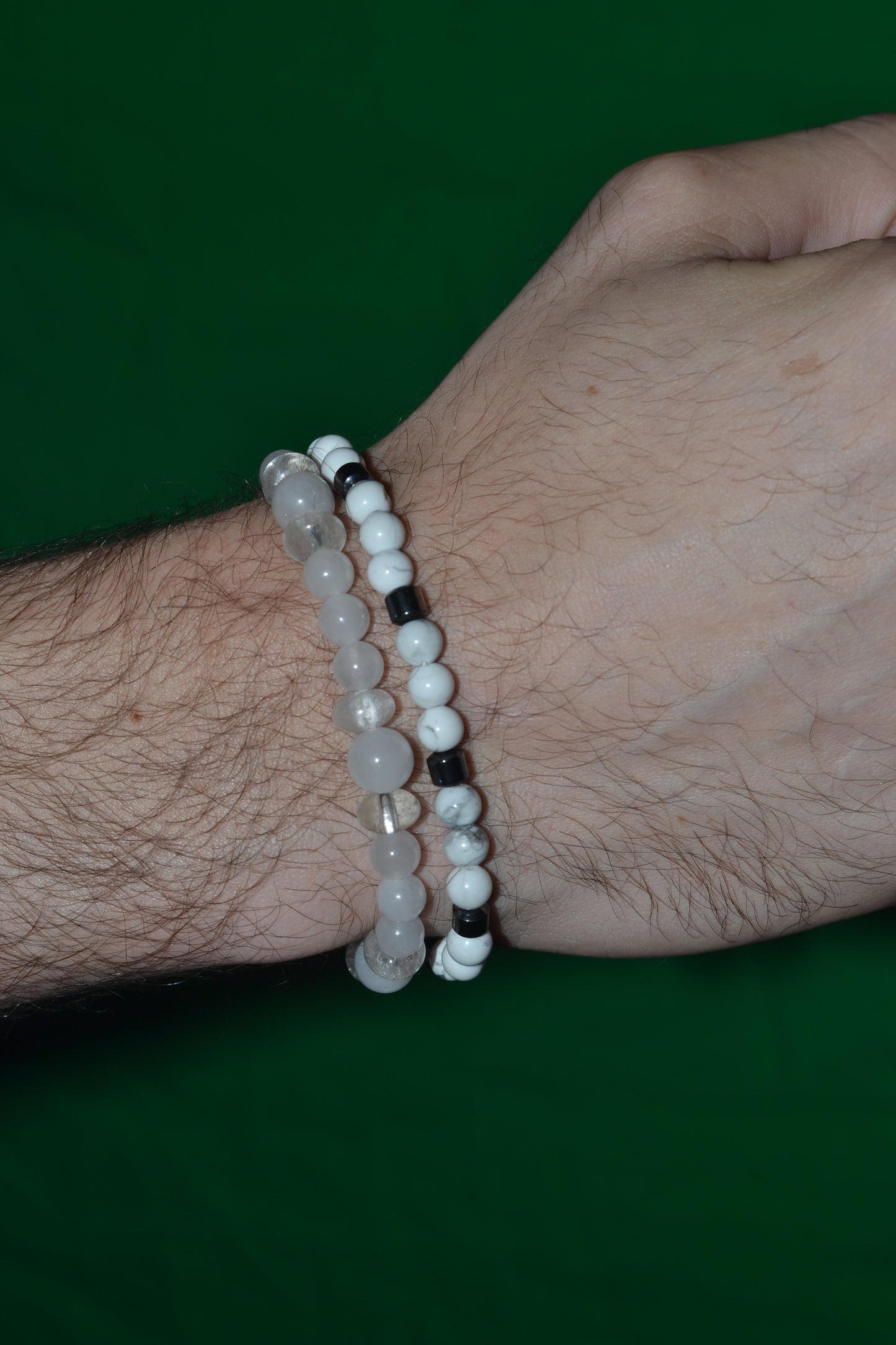 Howlite & Hematite Bracelet – Calm, Focus & Grounding