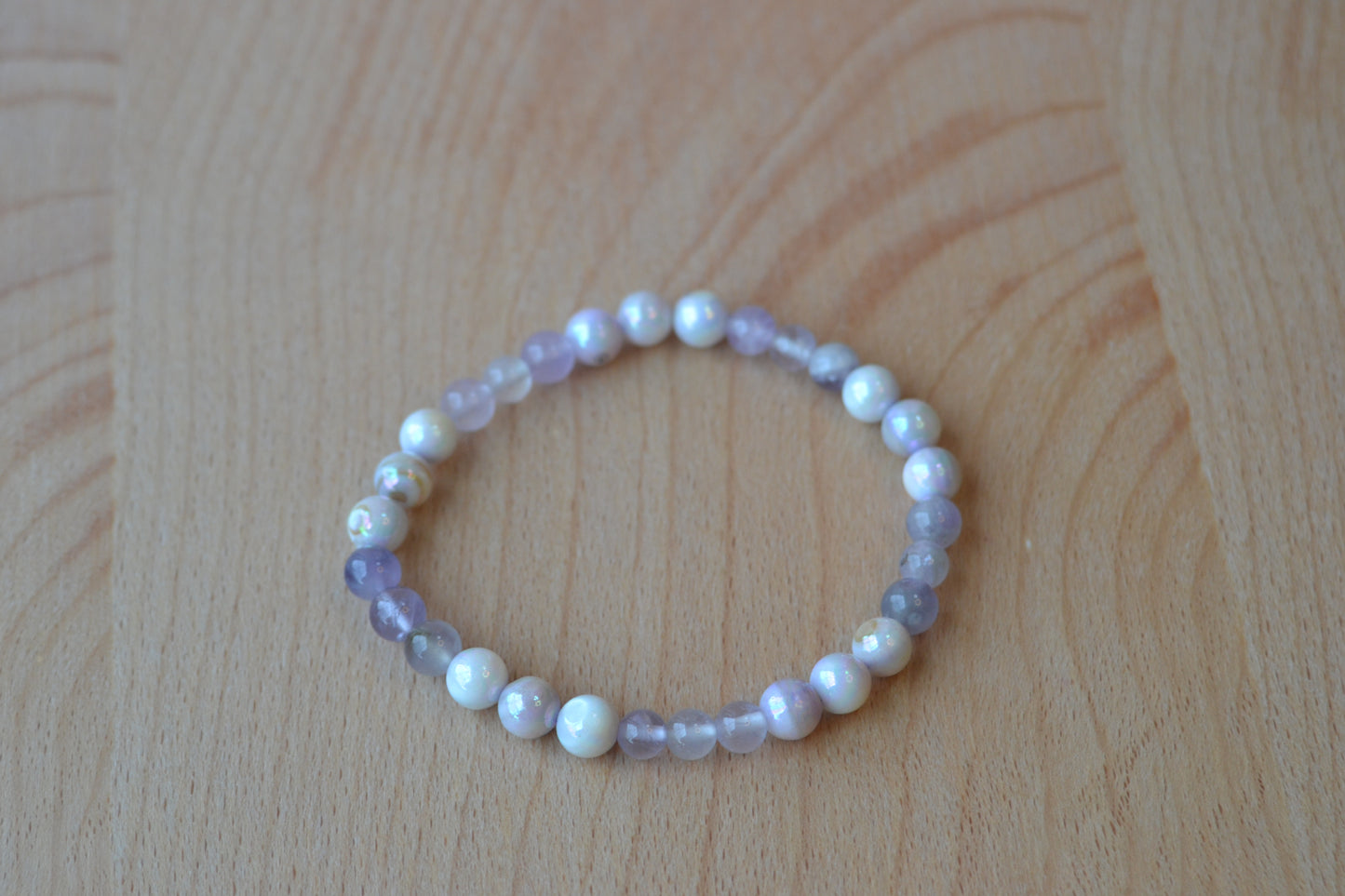 Mother of Pearl & Light Amethyst Bracelet – Grace, Calm & Inner Light