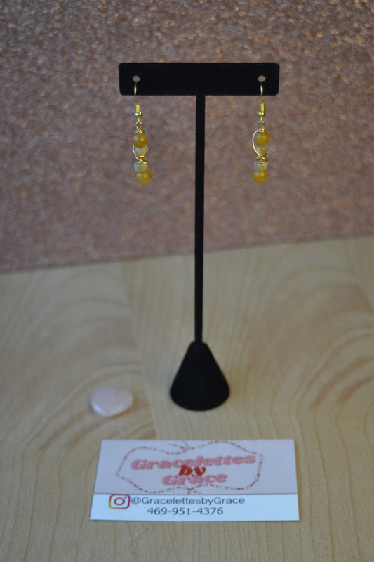 🌼 Harmony Flow Earrings – Yellow Jade & Mother of Pearl
