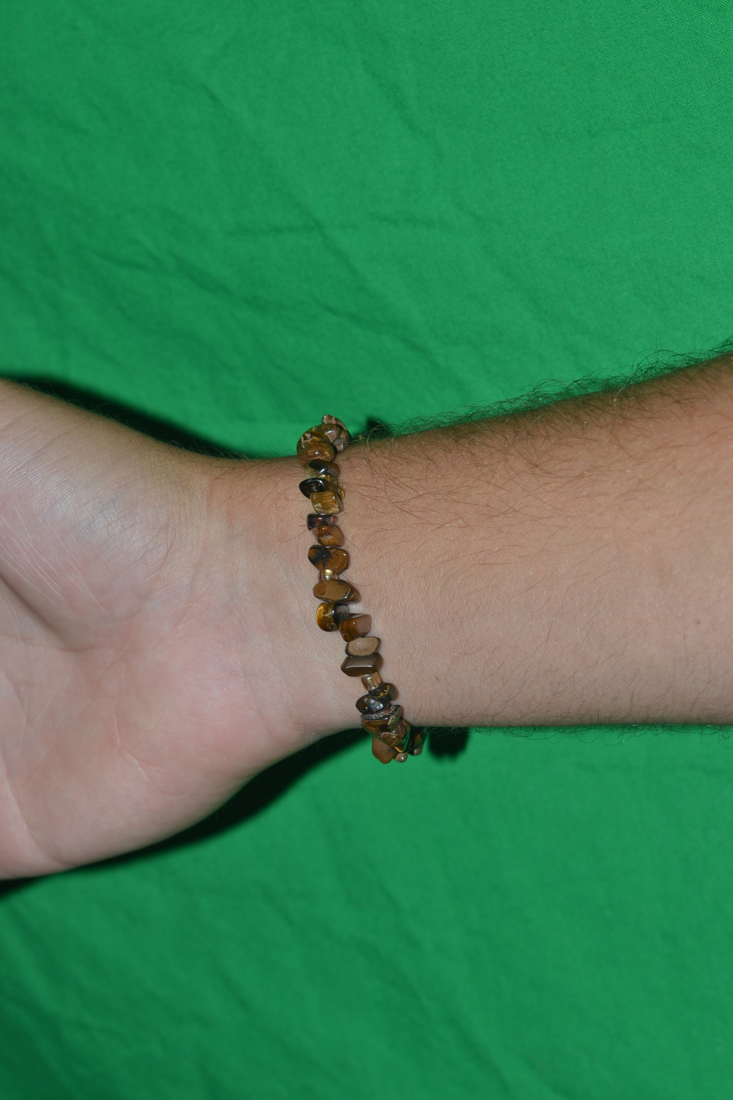 Tiger’s Eye Chip Bracelet – Grounding & Confidence in Natural Form