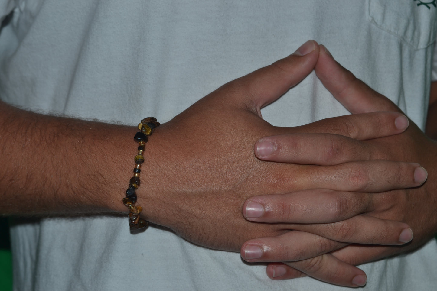 Tiger’s Eye Chip Bracelet – Grounding & Confidence in Natural Form